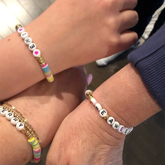 Meet your Posher, Leila - Picture 4 of 7